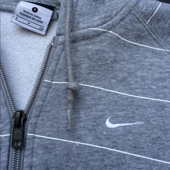 Nike Grey Stripe‎ Jacket - Picture 2 of 4
